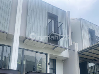 Imagihauz Greenwich Bsd House