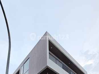 Flamboyant Silk Alam Sutera 2