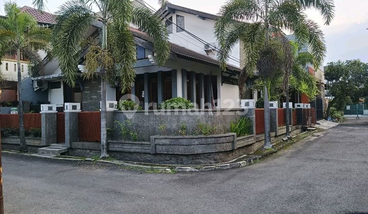Rumah Di Antapani.