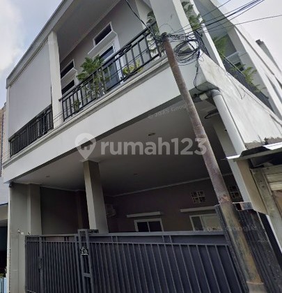 Dijual Rumah Bangunan Baru Semi Furnished 2 Lantai di Kemayoran Jakarta Pusat