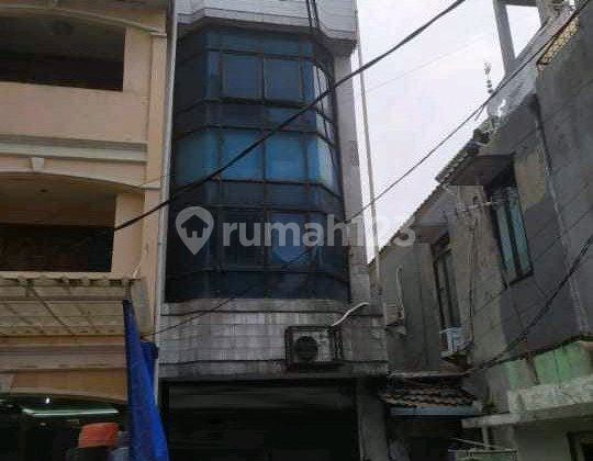 Four-Story Shop House in Rawamangun, Jakarta for Sale, Bank Repossession, Cheap Price, Negotiable, Grab the Offer Fast, Jakarta 2