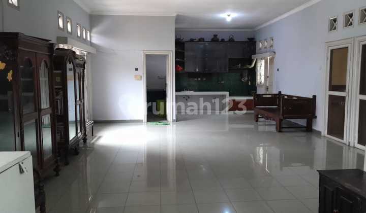 Rumah Besar Dgn 4kamar + 2kamar Pembantu di Jl. Taman Modern, Ujung Menteng, Kec. Cakung, Kota Jakarta Timur, Daerah Khusus Ibukota Jakarta, Pulogebang 1