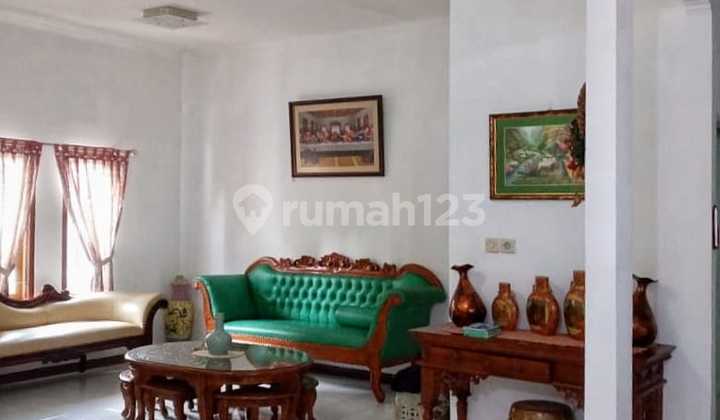 Spacious House, Large Garden, Comfortable, Green, Freehold House. 2