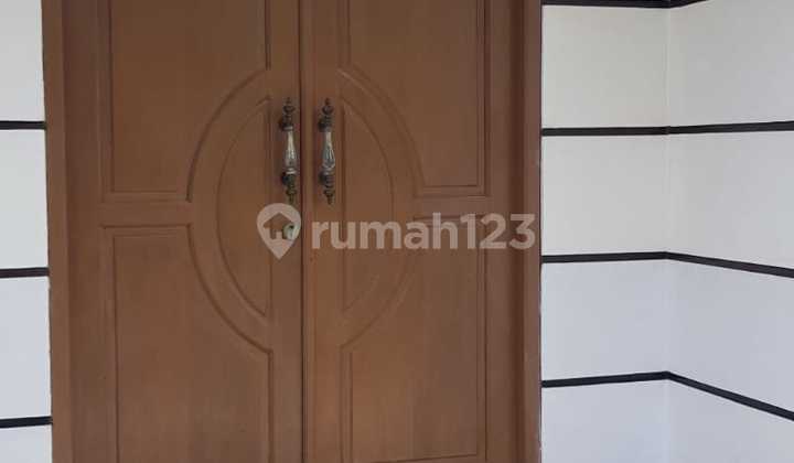 Rumah Luas Taman Luas Nyaman Asri Rumah SHM