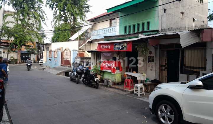 Large Land in Walang, Koja, Priuk, Adjacent to Kelapa Gading and Sunter, Suitable for Building Rental Rooms.