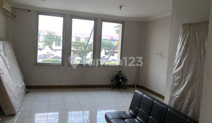 Ruko Harmoni Kota Harapan Indah Bekasi Berdampingan Dgn Jakarta Garden City Patung Kuda Parkiran Besar