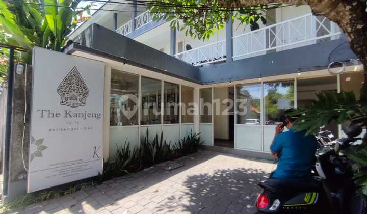 3-Storey Hotel with Restaurant in Petitenget 3-Storey Hotel with Restaurant in Petitenget