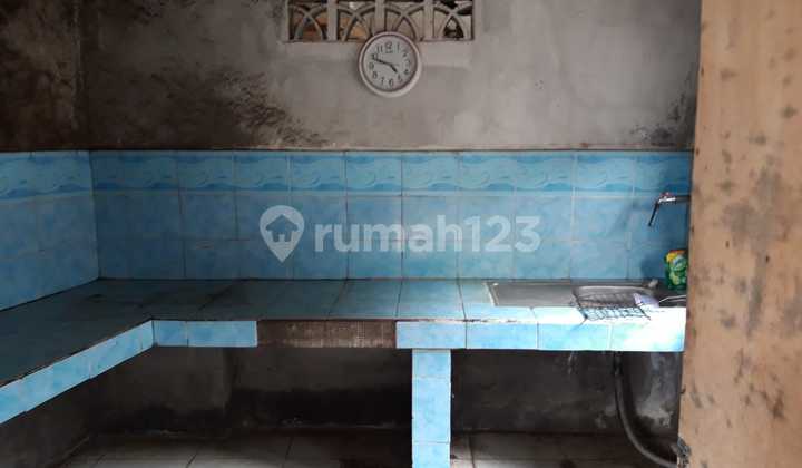 Second-hand House by the Main Road Location: Jl Raya Singaraja-Bedugul, Sukasada, Buleleng 2