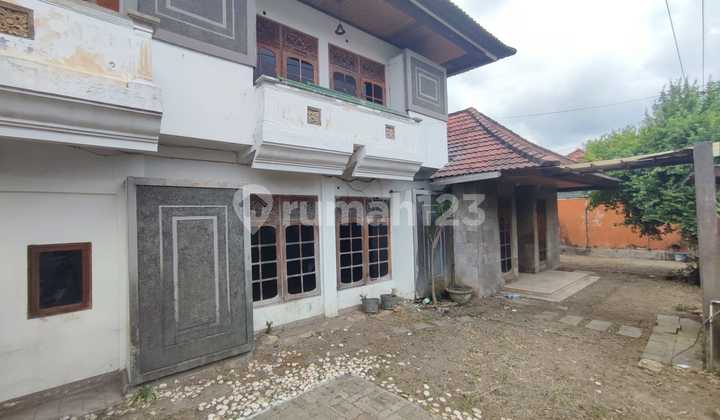 Dijual 1 Unit Rumah Lantai 2 Lokasi : Jl Suli No.139, Desa Dangin Puri Kangin, Kecamatan Denpasar Utara, Kota Denpasar, Provinsi Bali.