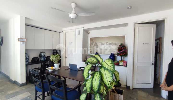 3-Storey Hotel with Restaurant in Petitenget 2