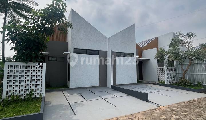 Perumahan Cantik Jalan Lebar di Citayam