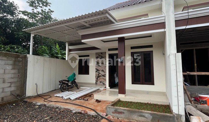 Modern residence with a premium location semi-furnished. Modern residence with a premium location semi-furnished.