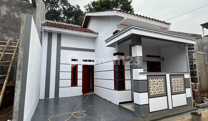 Rumah Minimalis Pinggir Jalan Dekat Kestasiun 2