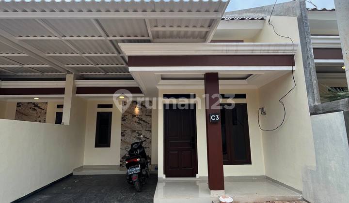 Semi Furnish Rumah Minimalis Dekat Halte & Tol