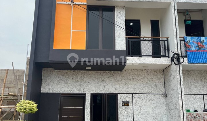 Rumah Modern 2 Lantai Akses Nyaman dan Strategis Rumah Modern 2 Lantai Akses Nyaman dan Strategis