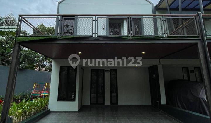 Rumah 2 Lantai Bergaya Jepang Scandinavian