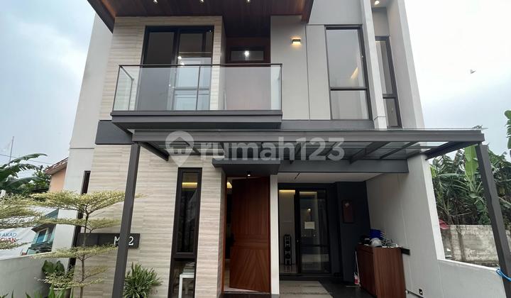 Rumah Mewah di Selatan Jakarta Hot Promo Rumah Mewah di Selatan Jakarta Hot Promo