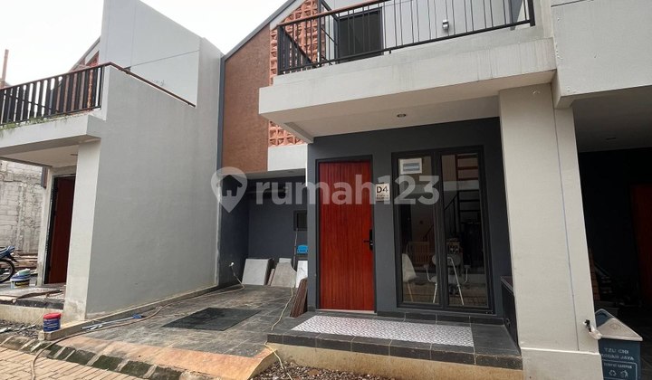 Jual Rumah Modern Ada Mezzanine + Rooftop