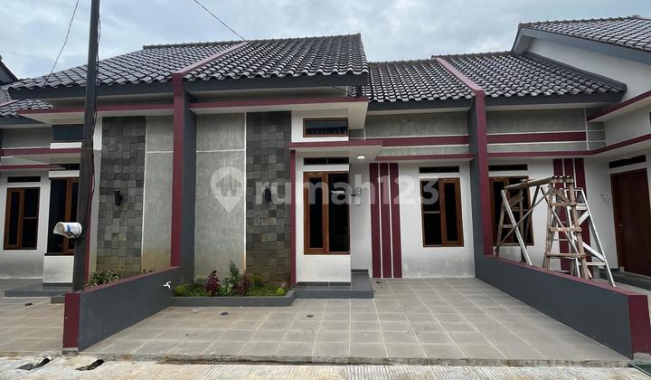 Rumah Minimalis Nyaman dan Strategis Dekat Tol Rumah Minimalis Nyaman dan Strategis Dekat Tol