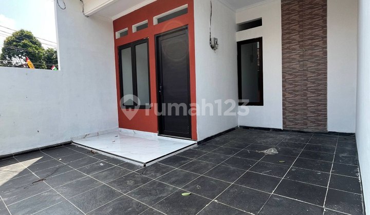 Sell Ready 2-Story House Cash Near Station