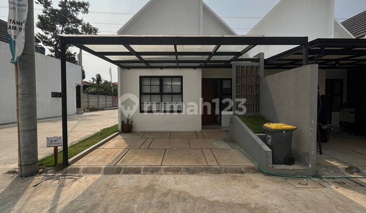 Rumah Modern di Hapit 2 Stasiun Comuter Line