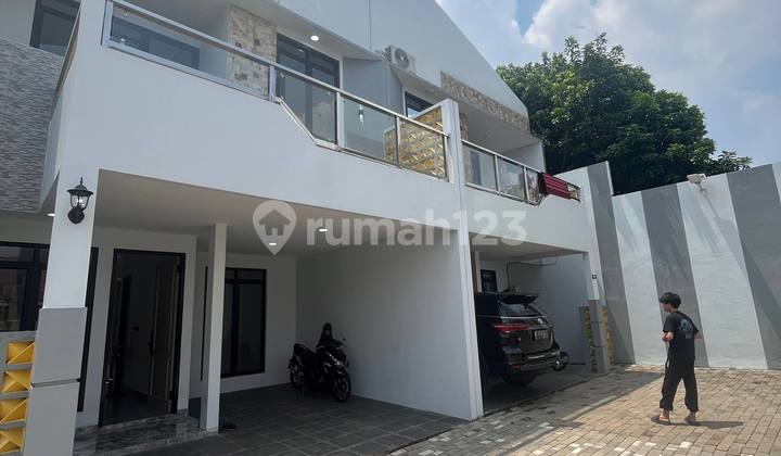 Jual Rumah Idaman 2 Lantai Mewah dan Strategis Jual Rumah Idaman 2 Lantai Mewah dan Strategis