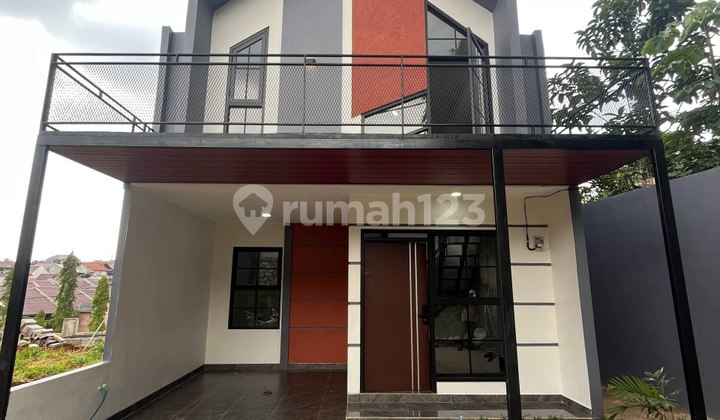 Modern Residence with Mezzanine & Rooftop Concept