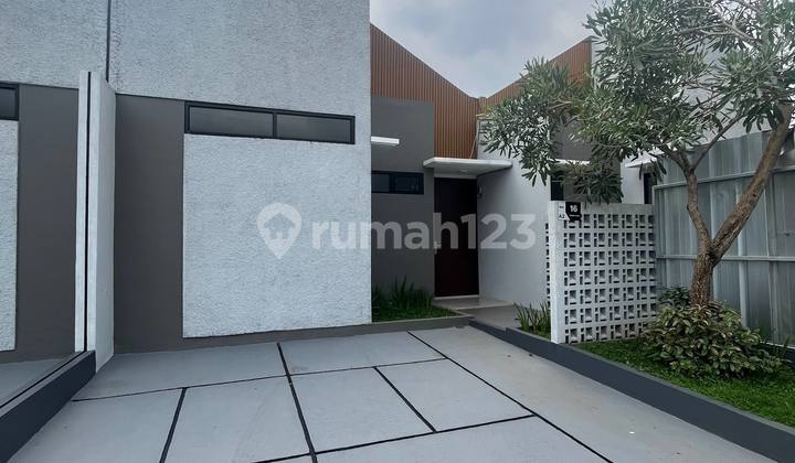 Rumah Cantik di Dalam Perumahan One Gate Rumah Cantik di Dalam Perumahan One Gate