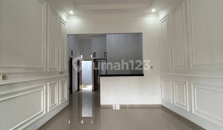 Own a Comfortable Home in the Strategic Location of Rangkapan Jaya Area.