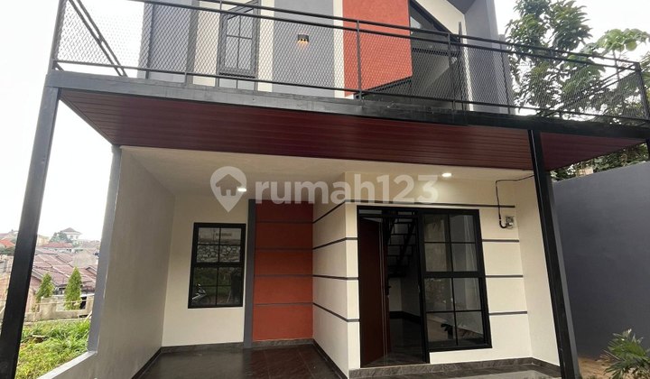 Jual Rumah Keren Mezanine + Rooftop Sawangan