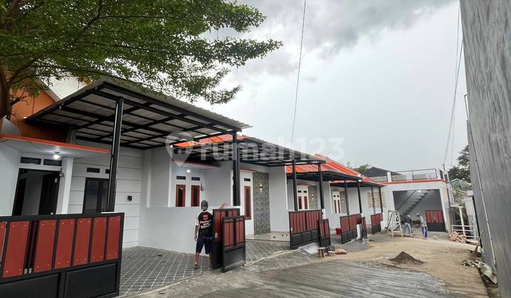 Lokasi Nyaman di Dalam Perumahan, Aman & Strategis! Lokasi Nyaman di Dalam Perumahan, Aman & Strategis!