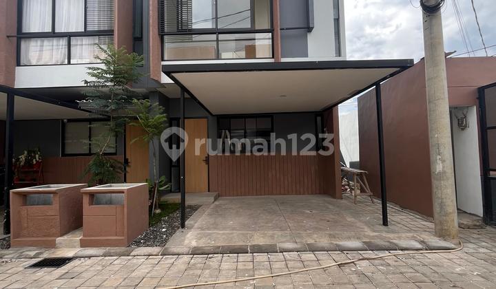 For Quick Sale: 2-Story House at the Price of 1 Story