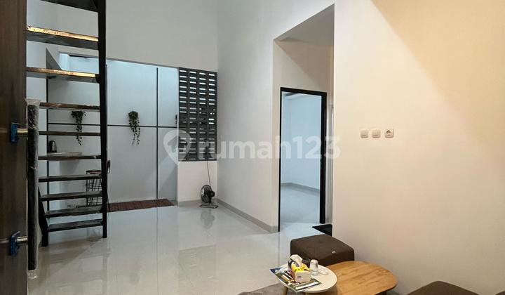 Rumah Cantik Pinggir Jalan Utama dan Dekat Akses Tol 2