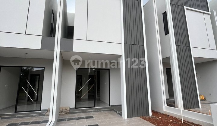 2-Story House Ideal for Your Beloved Family 2-Story House Ideal for Your Beloved Family