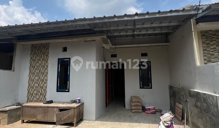 Rumah Ready Akses Mobil Nyaman dan Bebas Banjir Rumah Ready Akses Mobil Nyaman dan Bebas Banjir