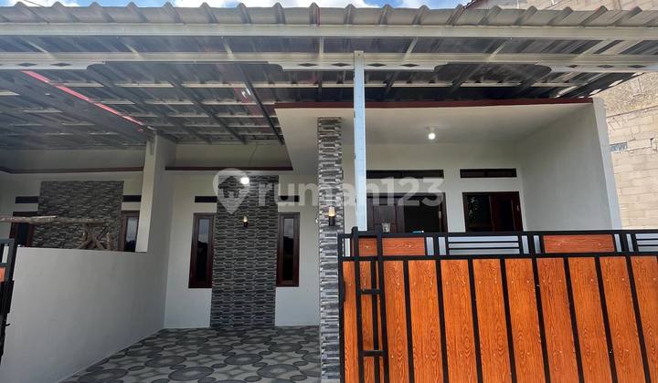 A Comfortable, Flood-Free Dream Home for the Family A Comfortable, Flood-Free Dream Home for the Family