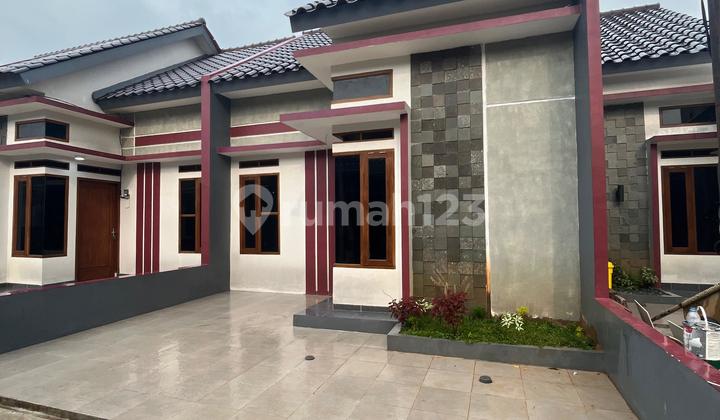Jual Rumah Idaman Keluarga Nyaman dan Strategis Jual Rumah Idaman Keluarga Nyaman dan Strategis