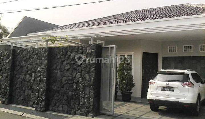 Disewakan Rumah Kebayoran Lama 1