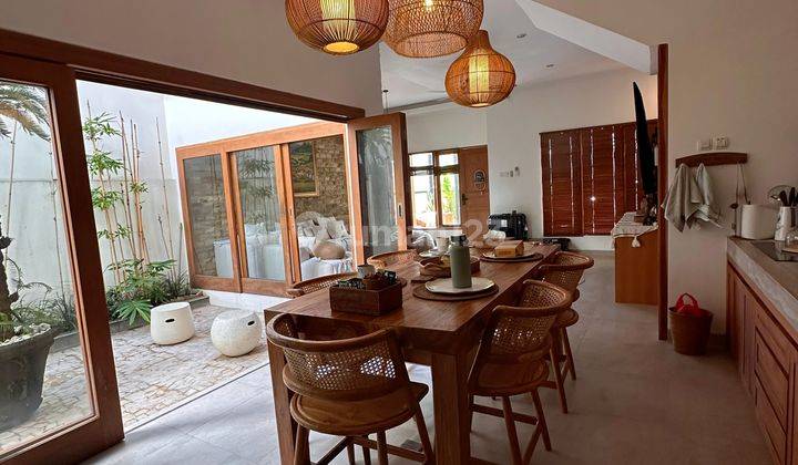 Disewakan Rumah Fully Furnished Di Seminyak Bali | Lokasi Dekat Seminyak | Legian | Kuta | Petitenget | 3 Kamar Tidur 2