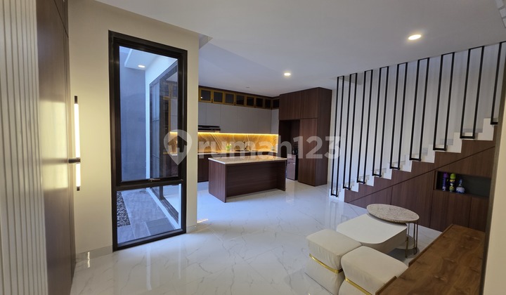 Disewakan Rumah 3+1 Kamar Tidur | Lokasi Pemogan Denpasar Bali dekat Tol Bali Mandara | One Gate System & Club House 2