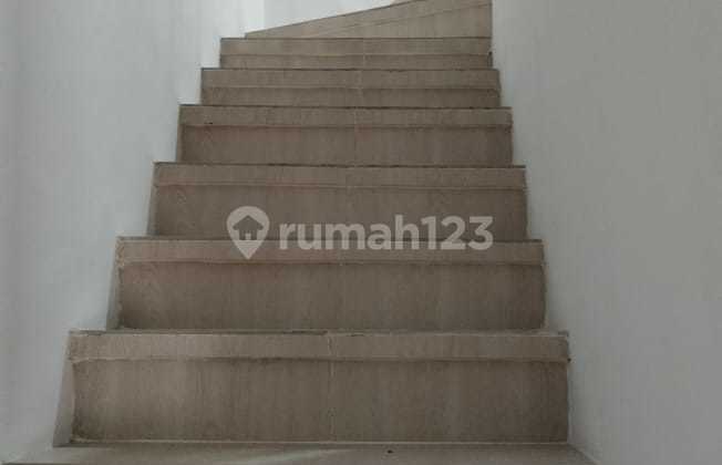 For Rent 3-Story Northwest Central House with Attic Fully Furnished 110M Area Near Ciputra University West Surabaya For Rent 3-Story Northwest Central House with Attic Fully Furnished 110M Area Near Ciputra University West Surabaya