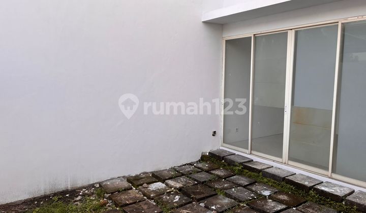 Disewakan Rumah Forest Mansion Lidah Kulon 2 Lantai Luas 145m Dekat Pakuwon Mall Dan Selangkah Ke Citraland Surabaya Barat