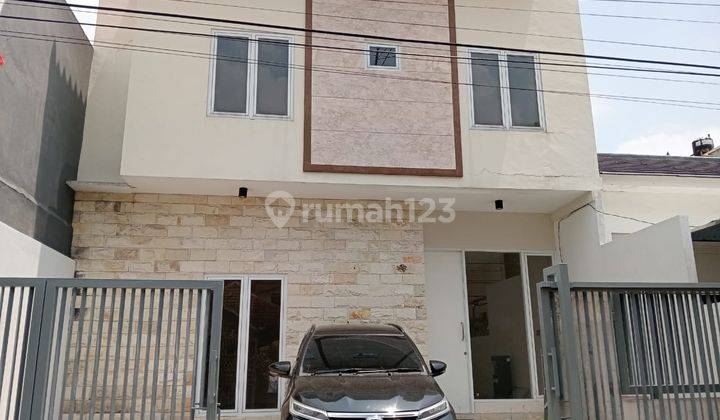 Disewakan Rumah Baru Gress Simpang Darmo Permai Selatan 2lantai Luas 144m Semi Furnish 1