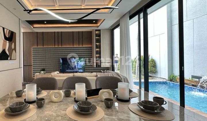 Disewakan Rumah Cantik Furnish Mewah Baru Gress Private Pool Dempsey Hill Citraland Surabaya Barat