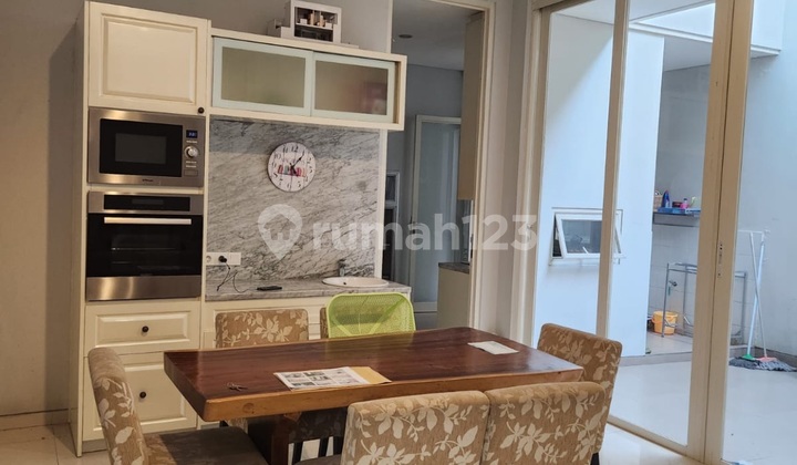 For Rent: The Mansion Pakuwon Indah Minimalist Well-Maintained Move-In Ready 2-Story House 282m Near Pakuwon Mall And A Step To Citraland 1