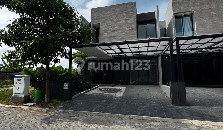 For Rent New Mint Condition House Citraland Cluster Pelican Hill 2 Floors Area 180m Ready to Occupy Minimalist Near Ciputra University West Surabaya