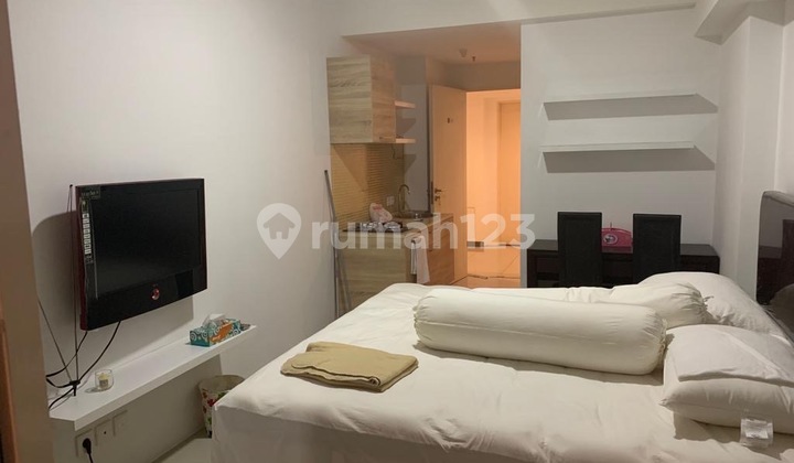 For Rent Orchard Studio Apartment 18th Floor Area 21m Pakuwon Mall