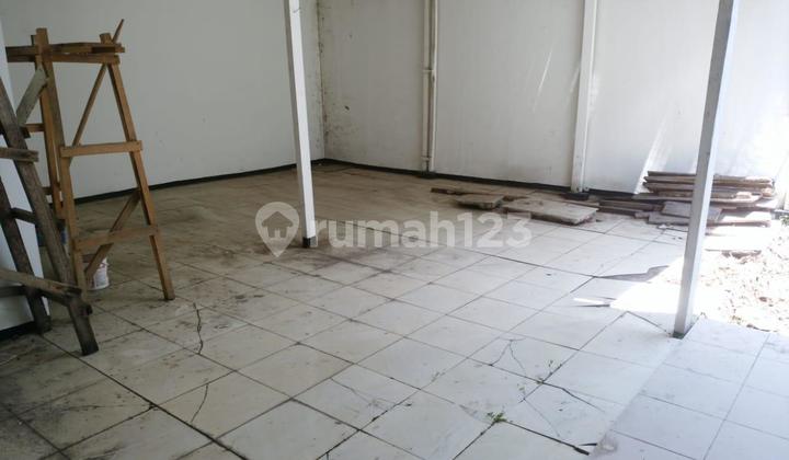 Disewakan Rumah Eastwood Luas 110M Citraland Full Bangunan 3 Kamar Dekat Pakuwon Mall dan Universitas Ciputra 2