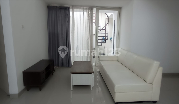 For Rent: Taman Puspa Raya Citraland, Minimally Furnished, Area 120m², 2 Bedrooms, Near Pakuwon Mall and Ciputra University.