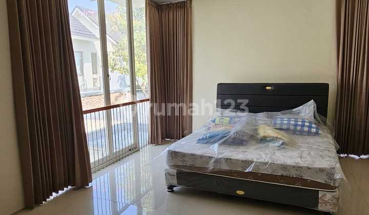 For Rent Ready-to-Live House Eastwood Lb 229m 3 Bedrooms 2 Floors Citraland West Surabaya 2